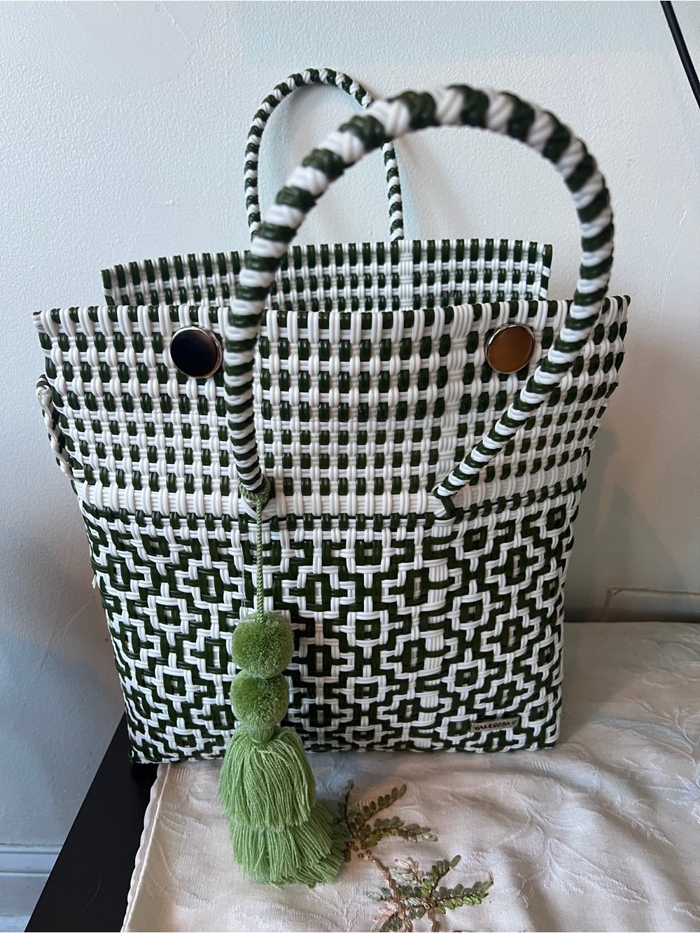 Woven Green and White Tote Bag with Tassel By Valerosa